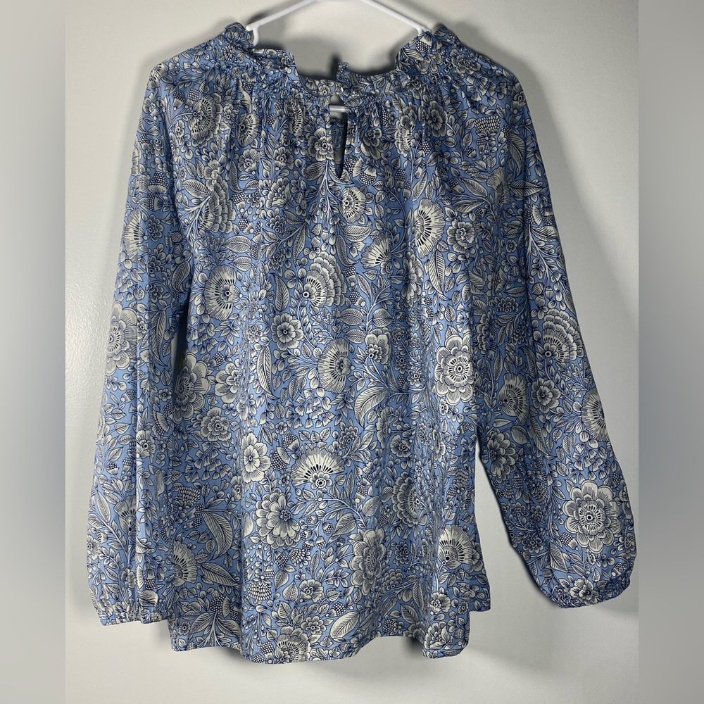 Talbots 100% Cotton Blue and White Patterned Blouse - Picture 2 of 4